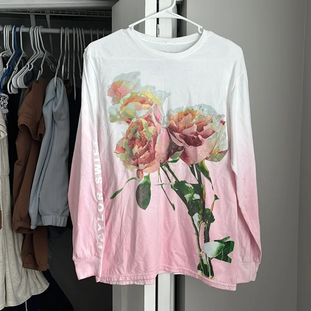 Taylor Swift Rare Pink Glitter Rose Uncropped Top, NWOT